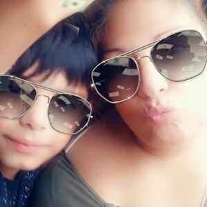 Meet your Posher, Dulce